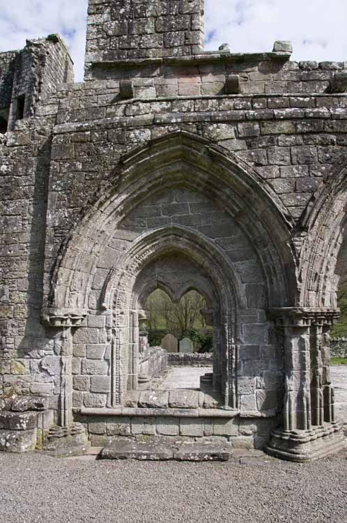 Dundrennan_Abbey_39_2013