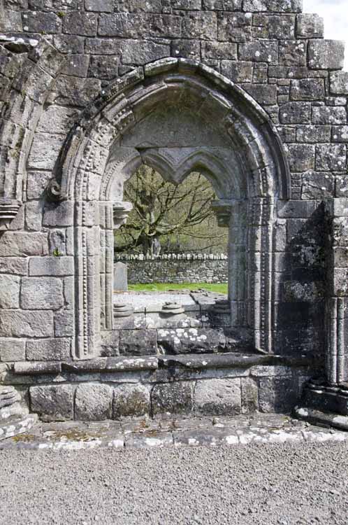 Dundrennan_Abbey_42_2013