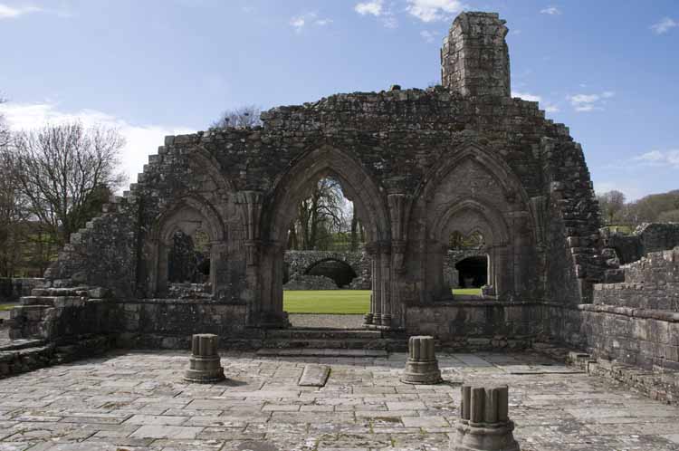 Dundrennan_Abbey_48_2013