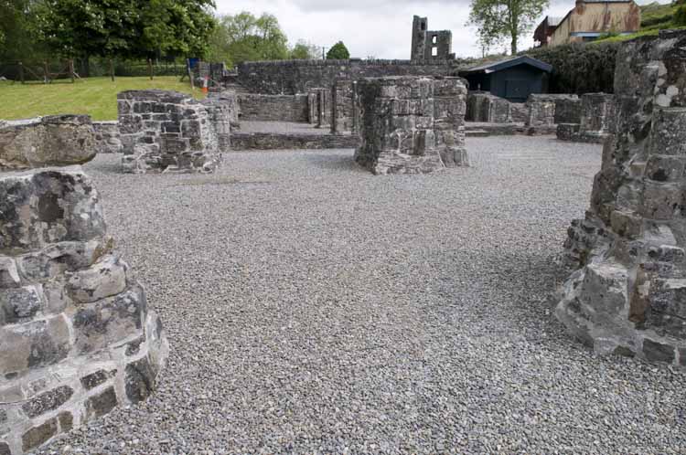 Mellifont_Abbey_064_2013