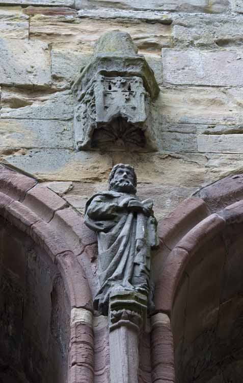 Melrose_Abbey_182_2013