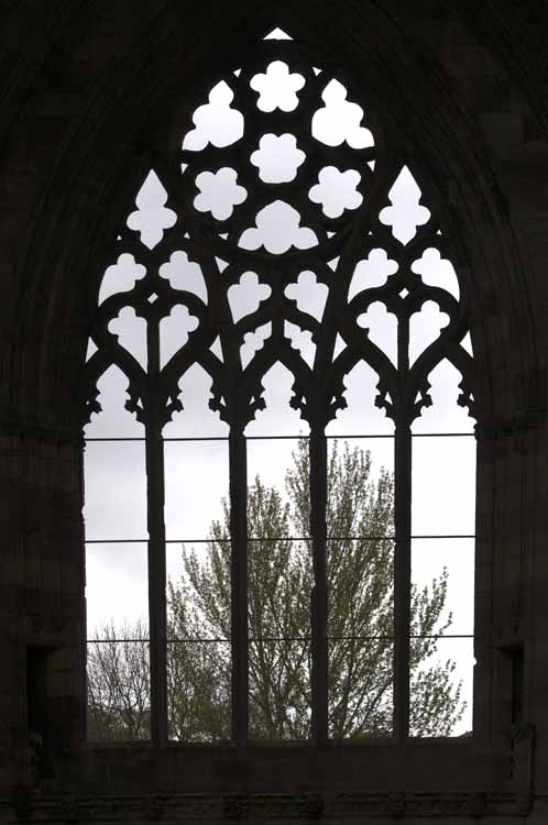 Melrose_Abbey_184_2013