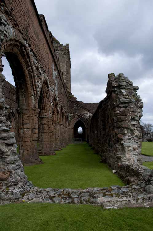 Sweetheart_Abbey_02_2013