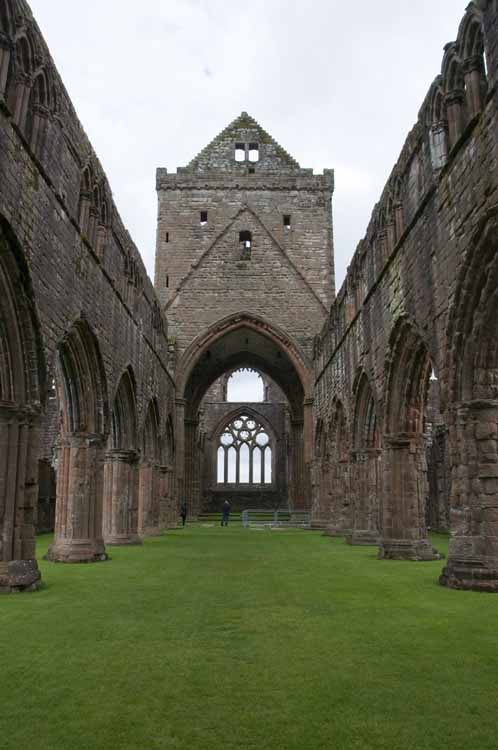 Sweetheart_Abbey_07_2013