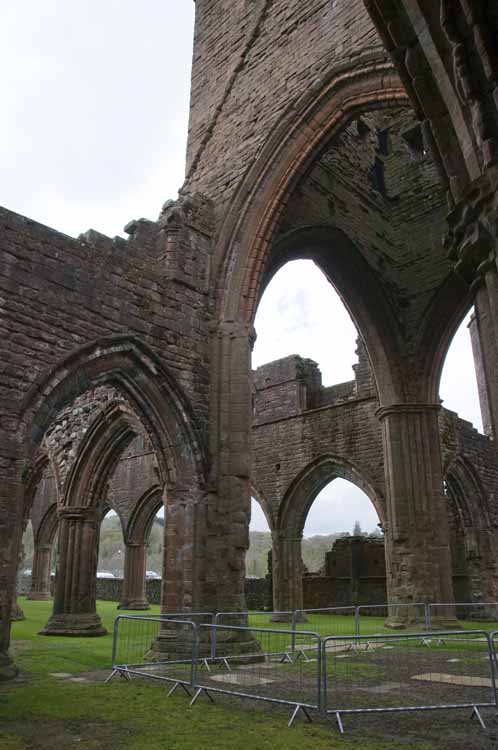 Sweetheart_Abbey_28_2013