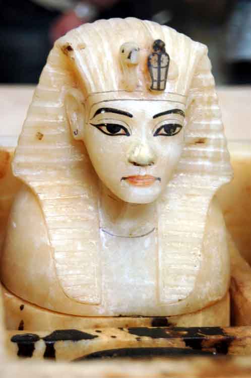 tutankhamun's canopic jars 1