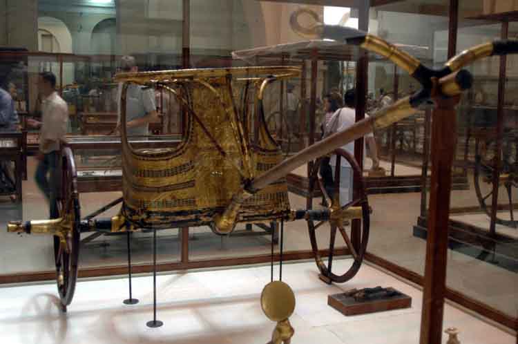 tutankhamun's chariot 2