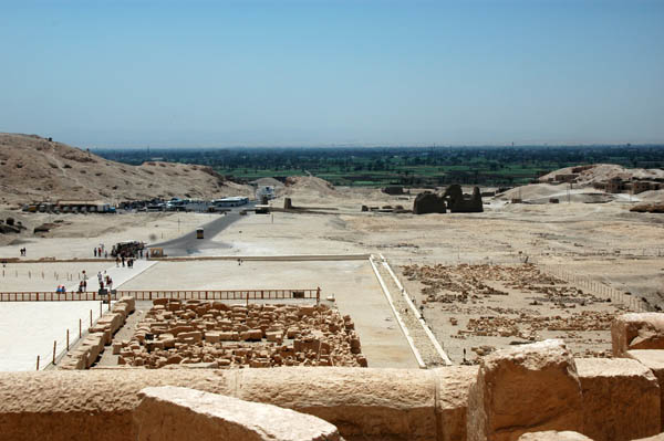 deir_el_bahri_jul_2006_0027