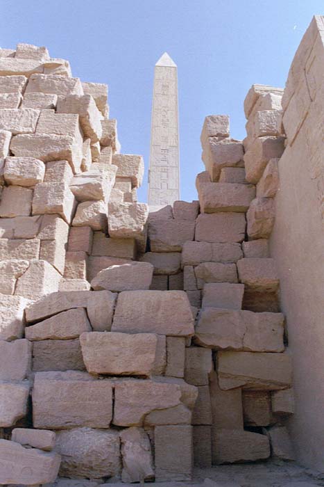 karnak_2002_081