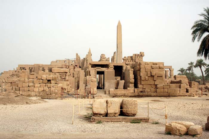 karnak_2004_073